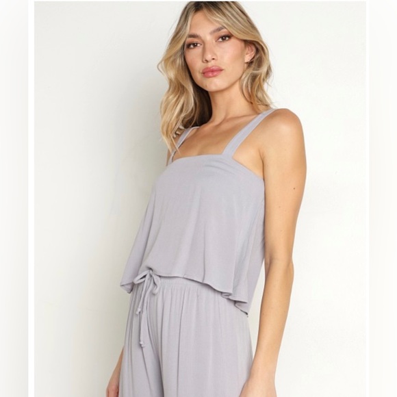 Pair of tops - Picture 3 of 12